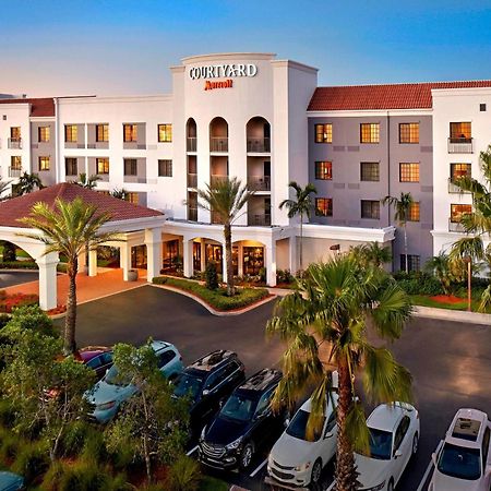 Courtyard By Marriott Stuart Hotel Екстериор снимка