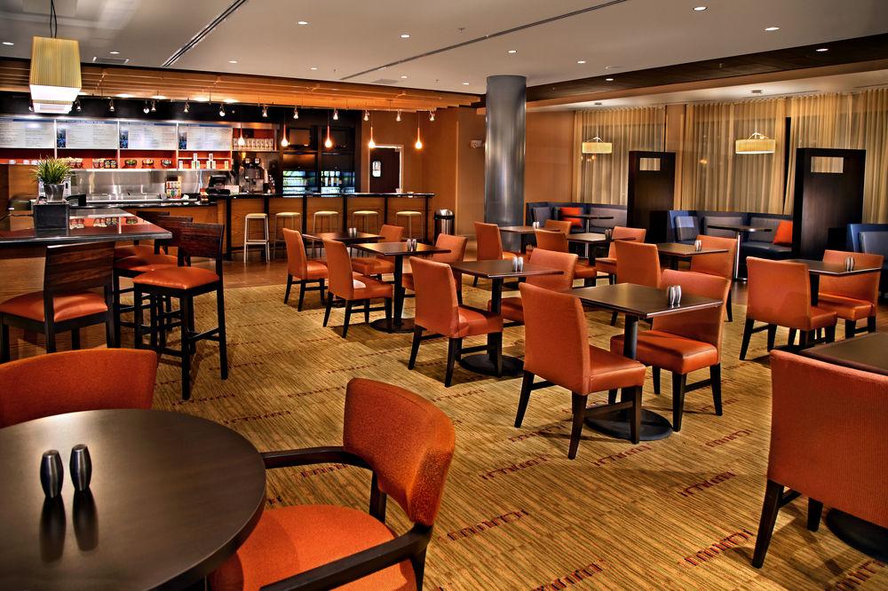 Courtyard By Marriott Stuart Hotel Екстериор снимка