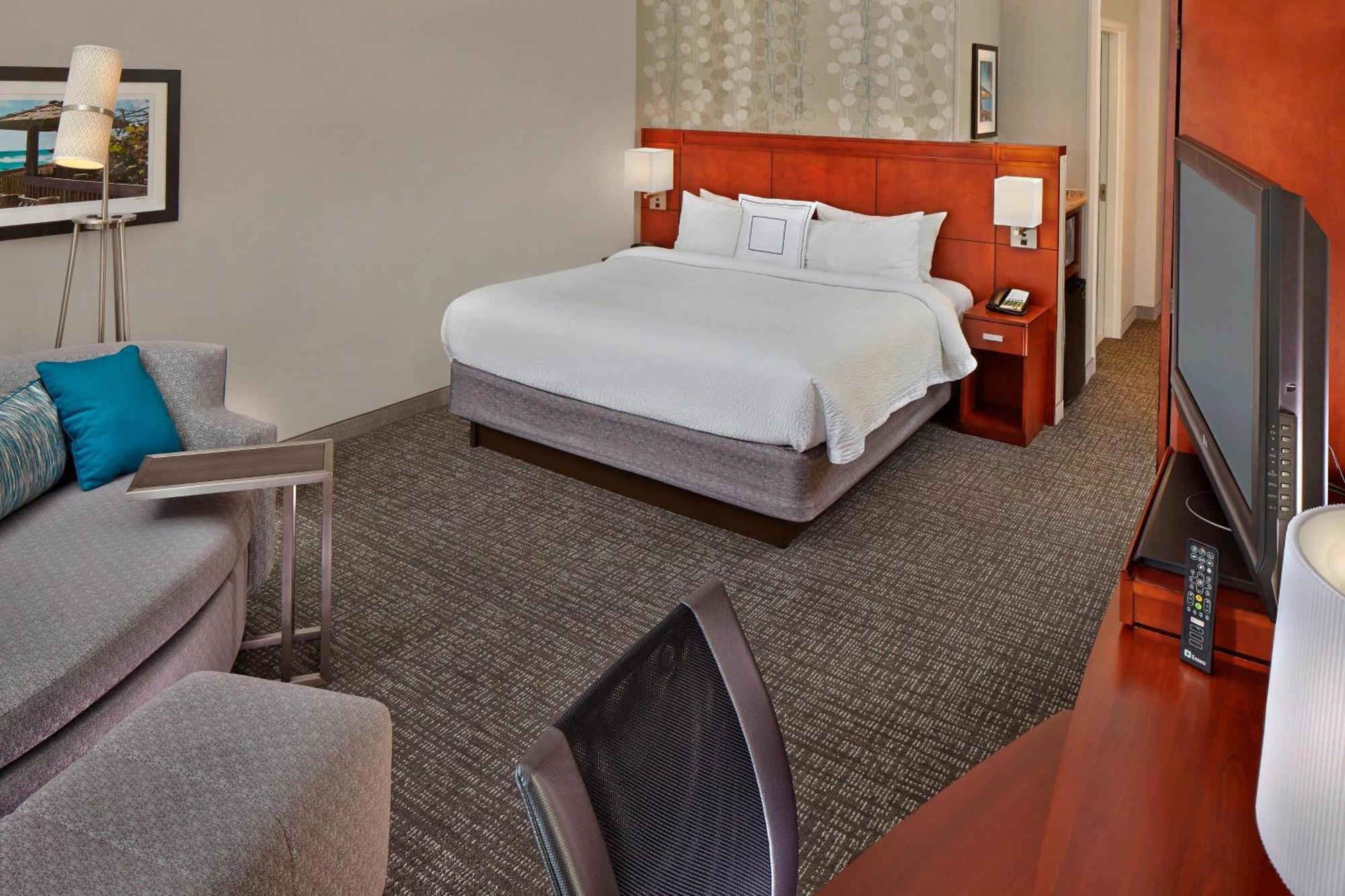 Courtyard By Marriott Stuart Hotel Екстериор снимка
