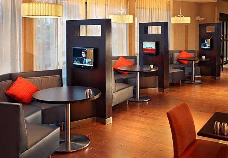 Courtyard By Marriott Stuart Hotel Екстериор снимка