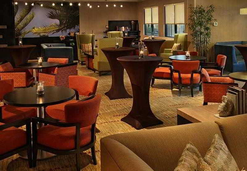 Courtyard By Marriott Stuart Hotel Екстериор снимка